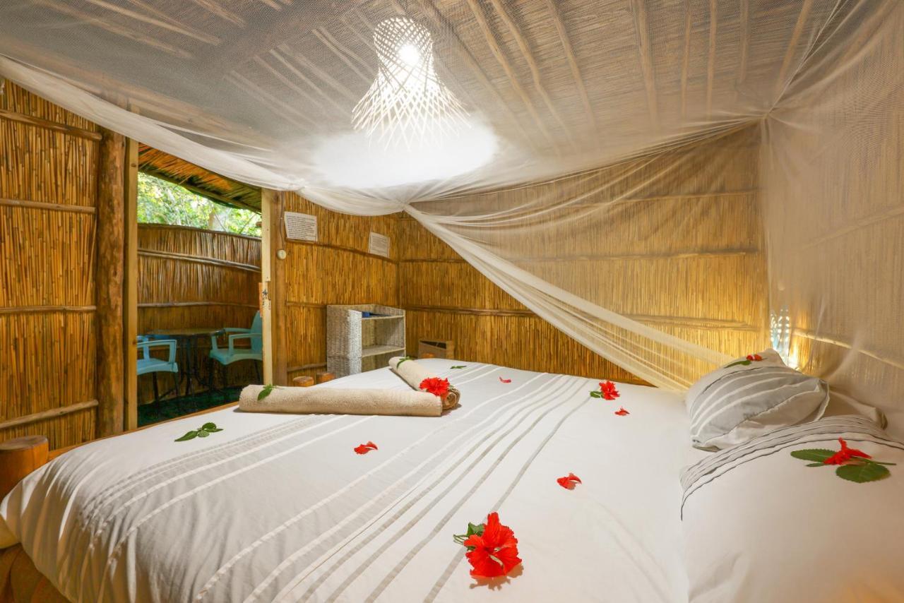 Gala Gala Eco Resort ポンタ・ド・オウロ エクステリア 写真