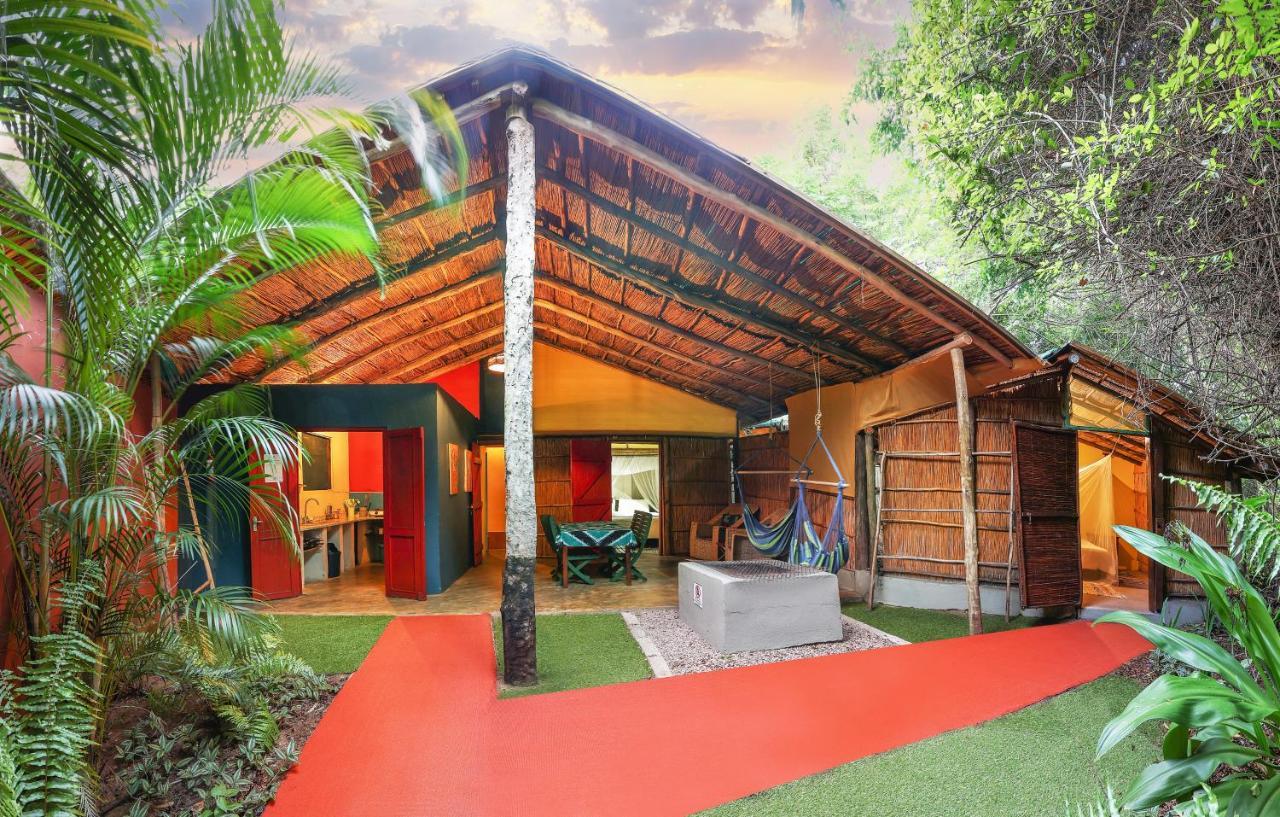 Gala Gala Eco Resort ポンタ・ド・オウロ エクステリア 写真