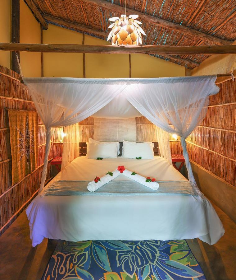 Gala Gala Eco Resort ポンタ・ド・オウロ エクステリア 写真
